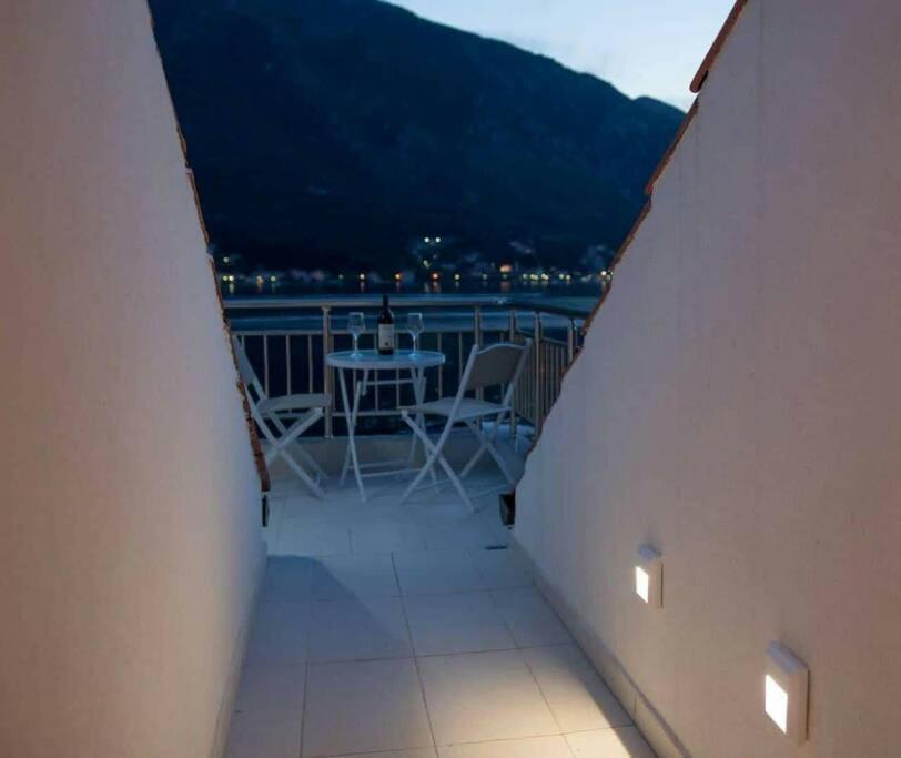 Loft Apartment Capitano On The Sea Shore Kotor Zewnętrze zdjęcie